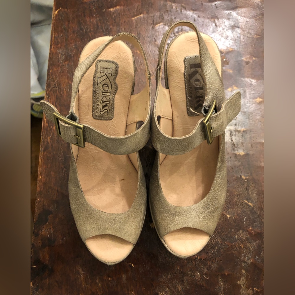 Korks Wedge peep toe sandals